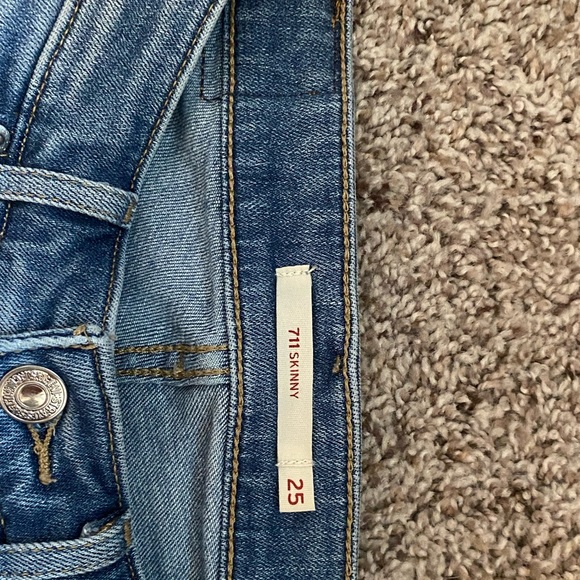 Levi’s 711 skinny - Picture 1 of 3
